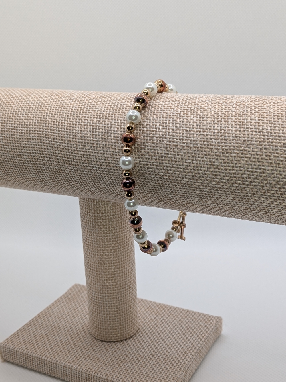 5/$25 Classic Brown, White, and Gold Pearl Bead Bracelet - Quality Glass Beads